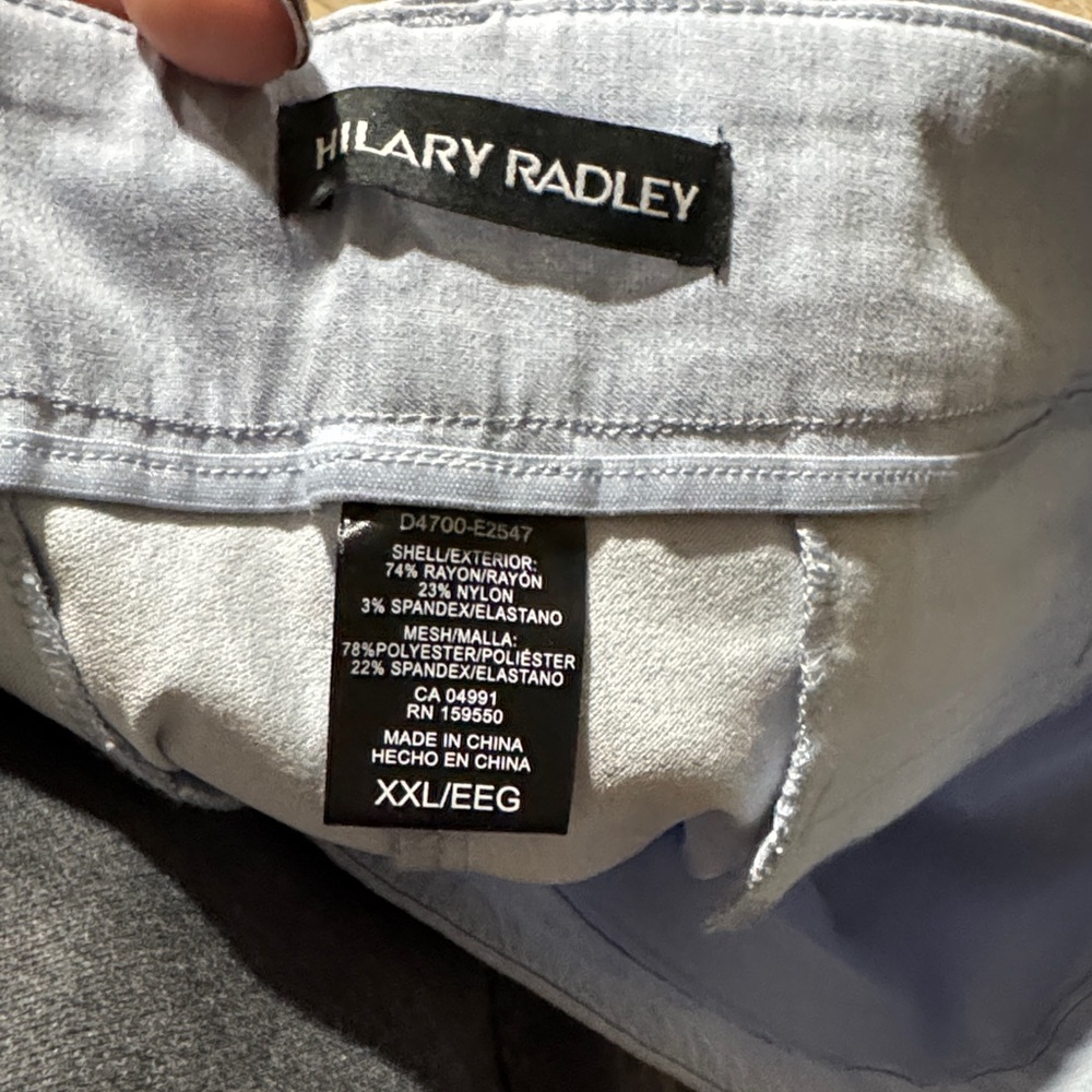 Hilary Radley Women's Light Blue Capris